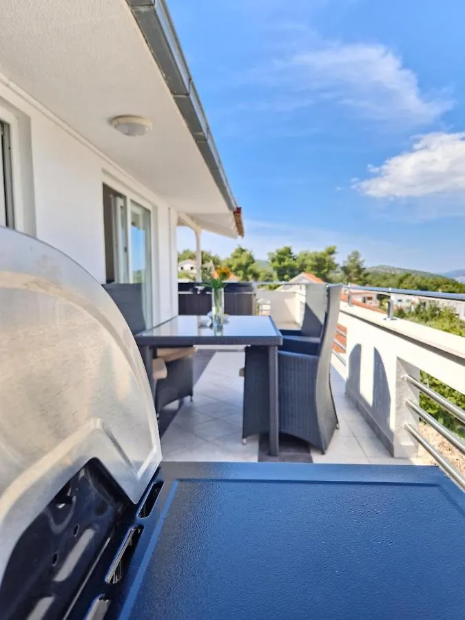 Luxury Apartments Silva With Sea View Okrug Gornji 0*,